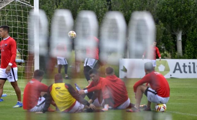 Los jugadores más jóvenes de Colón concentrarán para el cotejo del domingo ante Central Córdoba.&nbsp;