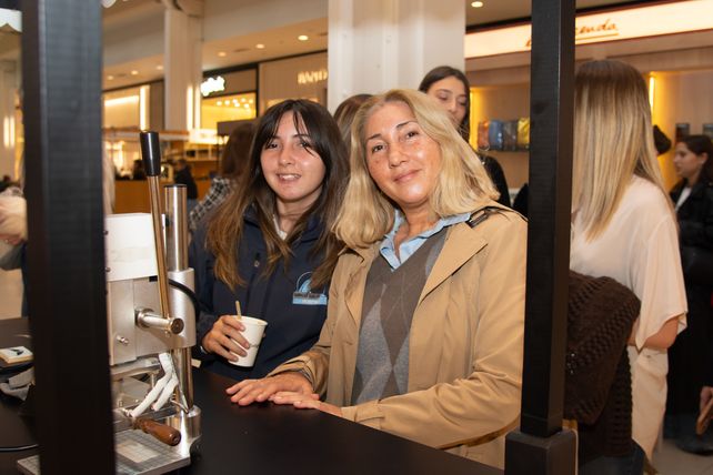 Cloé y Erica Avilés