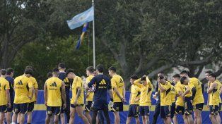 El equipo de Boca se prepara para el debut del lunes en Estados Unidos.