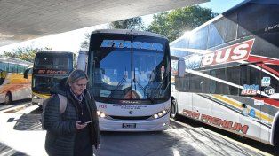 Milei eliminó compensaciones a las empresas de larga distancia por los pasajes gratuitos por discapacidad