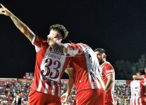 Unión buscará volver al triunfo ante Argentinos para no perder el tren de punta