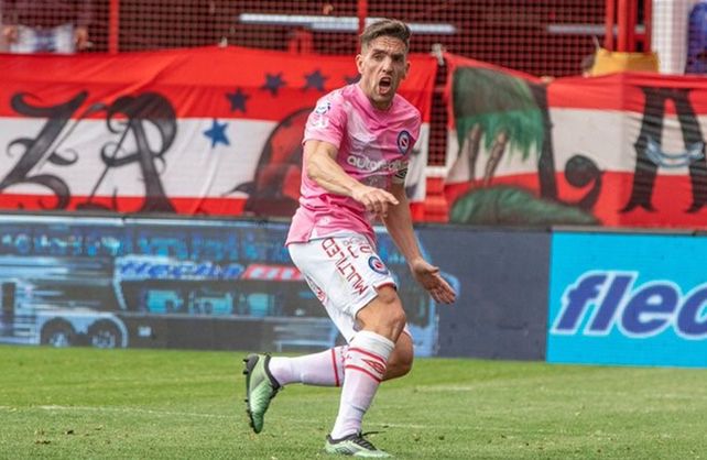 Argentinos busca volver a reinar en soledad