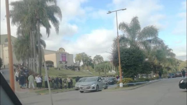 Foto tomada por una vecina de Victoria este lunes por la tarde.