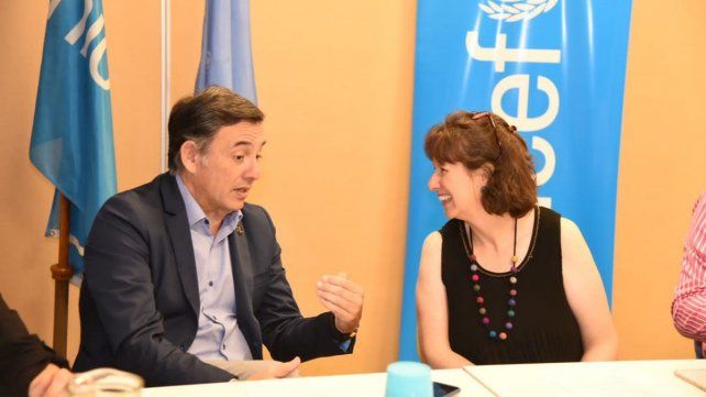 El senador Martín Oliva pidió se informe sobre la situación el Cuidado Integral de la Salud durante el Embarazo y la Primera Infancia