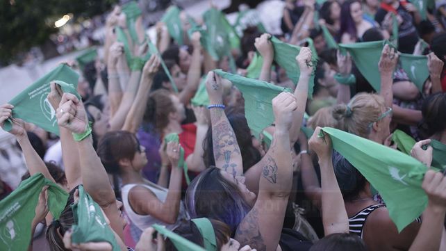 Los pañuelos verdes volvieron a la calle por el aborto legal