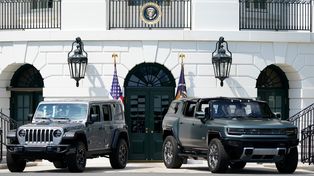 Estados Unidos apunta a que la mitad de los autos sean eléctricos