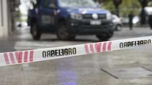 Asesinaron a balazos a un hombre en barrio Santa Lucía