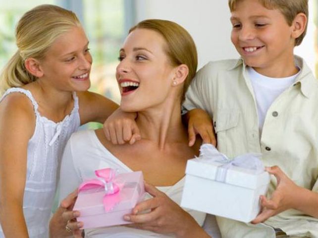 El mejor regalo para mamá, según su signo