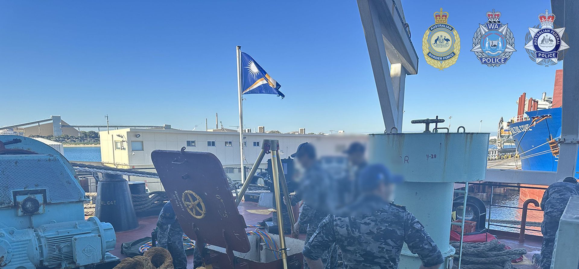 En imágenes, así fue la captura del barco con cocaína fondeado dos días en el Paraná