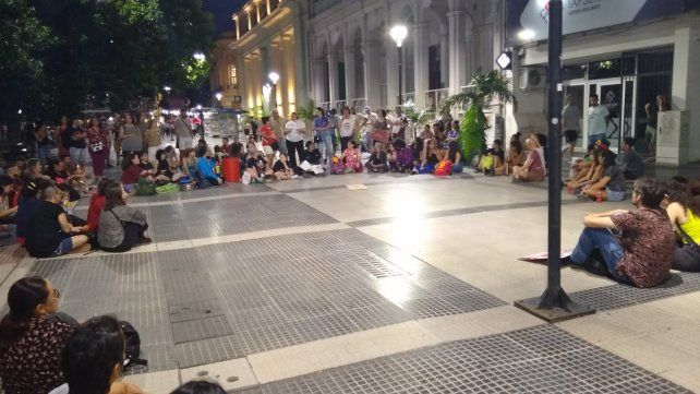 Luego de movilizarse por la Peatonal San Martín