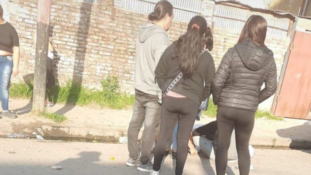 Rosario: asesinan a una mujer y en la casa de su amiga hallan drogas, dinero y cargadores