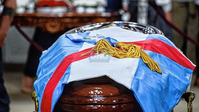 Despidieron a Jorge Busti en el Salón Blanco de Casa de Gobierno