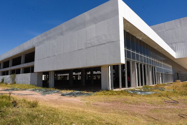 El hospital se había quedado sin custodia y fue desmantelado en pocos días.