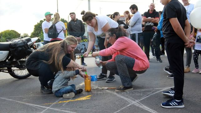 Choque: pintaron estrella por Justicia para Jésica y Damián