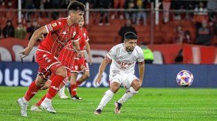 El gol de Luna Diale le dio el triunfo a Unión como visitante, el único elenco que pudo ganar en la ruta por la 18ª fecha.