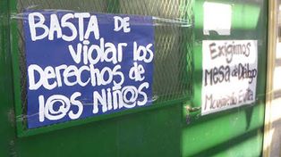 La cartelería es contundente con el mensaje al que se le debe prestar mayor atención.