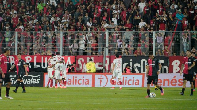 Newells cayó el viernes ante Unión en el inicio del ciclo de Lucas Bernardi.