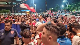 Videos: gran banderazo de los hinchas de Unión en Río de Janeiro