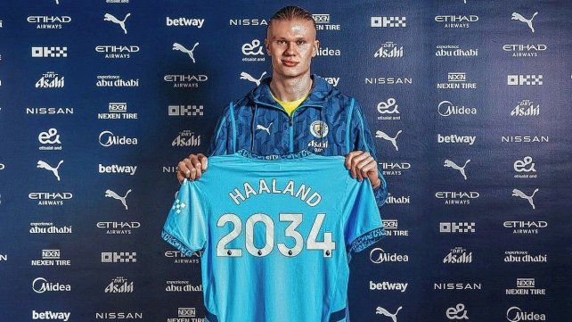 Erling Haaland renovó por nueve años y medio con el Manchester City.