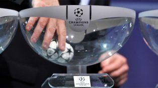 El sorteo de la Champions League determinará los ocho rivales de cada equipo en este nuevo formato.