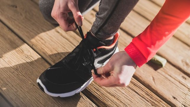 La ciencia descubrió porqué se desatan los cordones