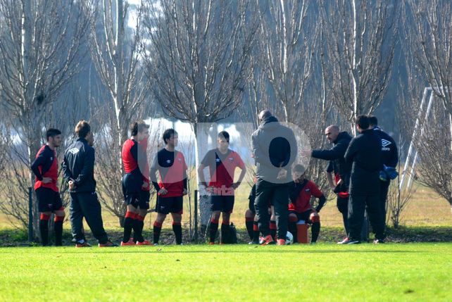 El plantel sabalero jugará su cuarto amistoso ante Instituto en el Brigadier López a puertas cerradas