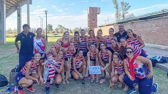 Santa Fe Rugby empató con Gimnasia de Rosario B e Hípico de Concordia en el Regional del Clubes. Santa Fe Rugby empató con Gimnasia de Rosario B e Hípico de Concordia en el Regional del Clubes.