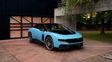 Ferrari revolucionó el mercado de lujo, se electrificó y llegó al Papa León XIV
