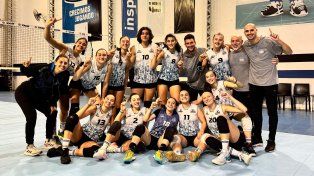 El equipo femenino de Sonder ganó la Copa AVR por tercera vez consecutiva.