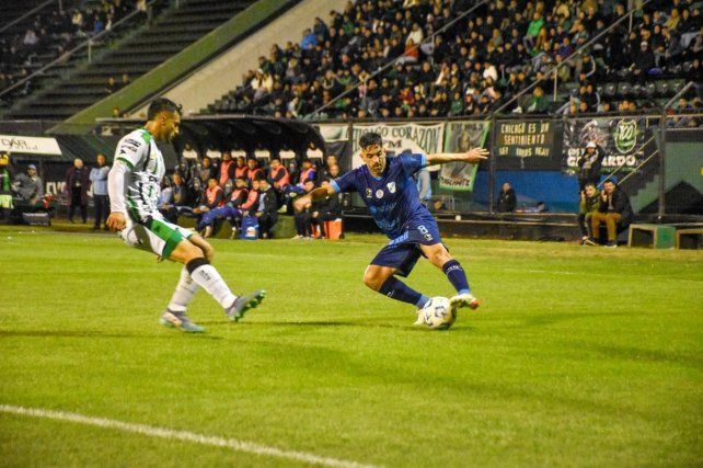 Temperley le ganó a Nueva Chicago y quedó al borde del reducido de la Primera Nacional