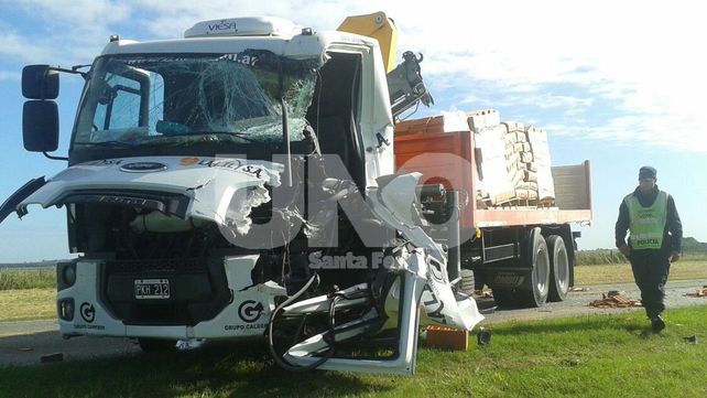 Villa Mugueta: violento choque frontal dejó un muerto y tres heridos