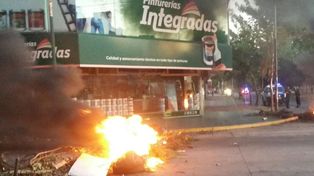 Varios cortes en la ciudad reclamando por el servicio eléctrico