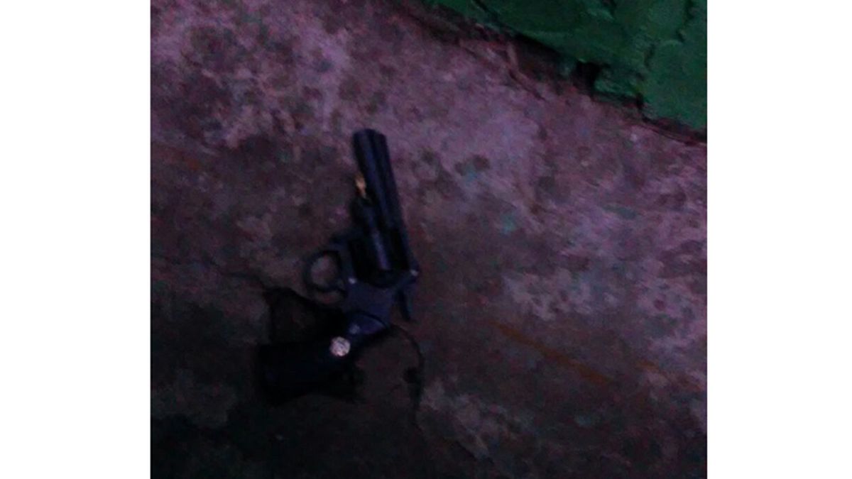 Fue detenido cuando circulaba con un arma de fuego