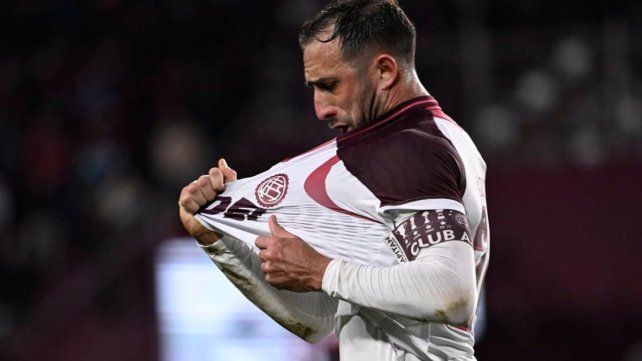 Izquierdoz le dio la agónica victoria a Lanús ante Defensa en La Fortaleza