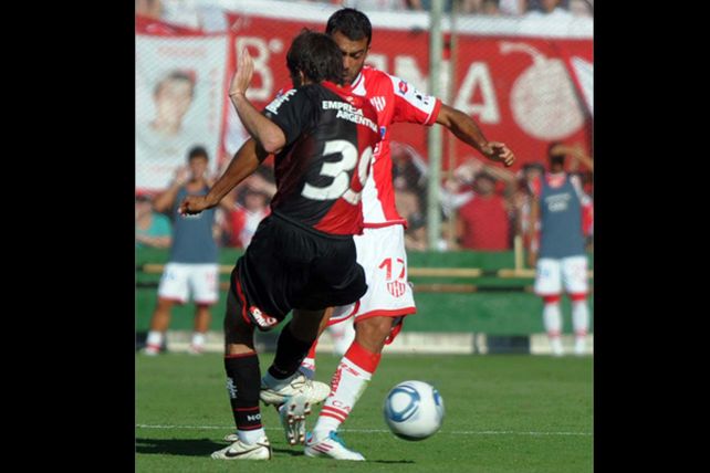 Una brutal patada fracturó a Marcelo Sarmiento