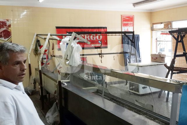 Otra noche de violencia y descontrol con robos a comercios en Santa Fe