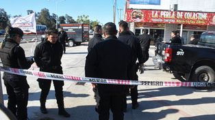 Imputan a un joven por el homicidio del chofer y las heridas a alumnos de Liceo