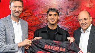 Exequiel Palacios renovó contrato con Bayer Leverkusen hasta junio de 2030.