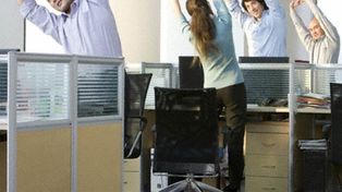 Cada vez más empleados que aprovechan el tiempo en la oficina para hacer ejercicio