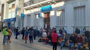 Refuerzo alimentario: en el primer día hubo medio millón de inscriptos en todo el país