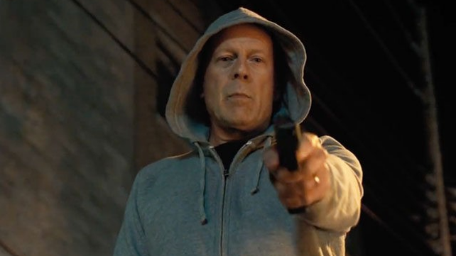 Bruce Willis protagoniza la película que es furor en Netflix