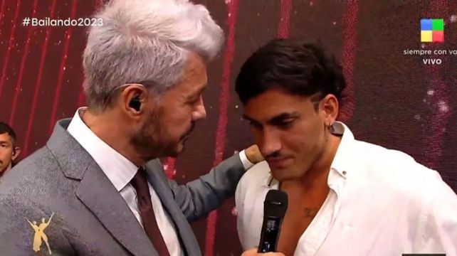 El influencer rosarino Tomás Holder le confesó a Marcelo Tinelli que sufrió un ataque de pánico este miércoles en el Bailando 2023.&nbsp; 