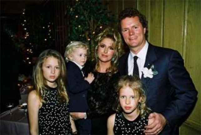 La vida de Paris Hilton, la fama construida sobre sí misma