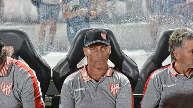 Uno más en la lista: Troglio dejó de ser el DT de Instituto