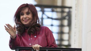 La expresidenta Cristina Kirchner continúa internada en el Sanatorio Otamendi