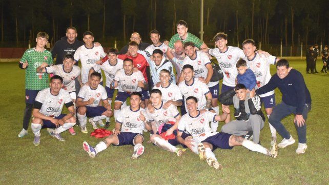 Independiente de Santo Tomé consiguió un triunfazo frente a Juventud Unida de Candioti.