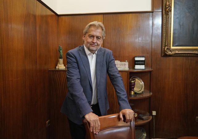 El postulante a la Cámara baja es un férreo defensor del gobierno de Perotti.