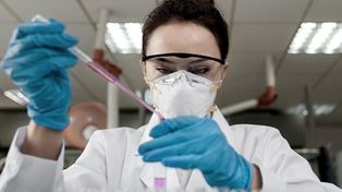 Covid-19: lo que hay que saber sobre la nueva variante Ómicron hallada en Sudáfrica
