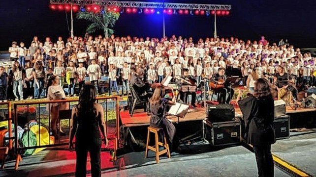 Multitudinaria convocatoria en la jornada Coral de Niños y Jóvenes “Canta Santo Tomé”  