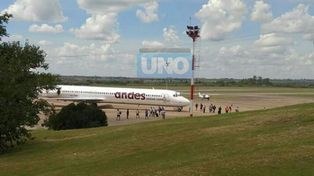 El plantel bajó en el aeropuerto y parte rumbo a Santa Fe.&nbsp;